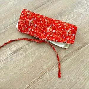 Vintage Asian 100% Silk Travel Jewelry Roll Zippered Compartments Pouch Storage‎